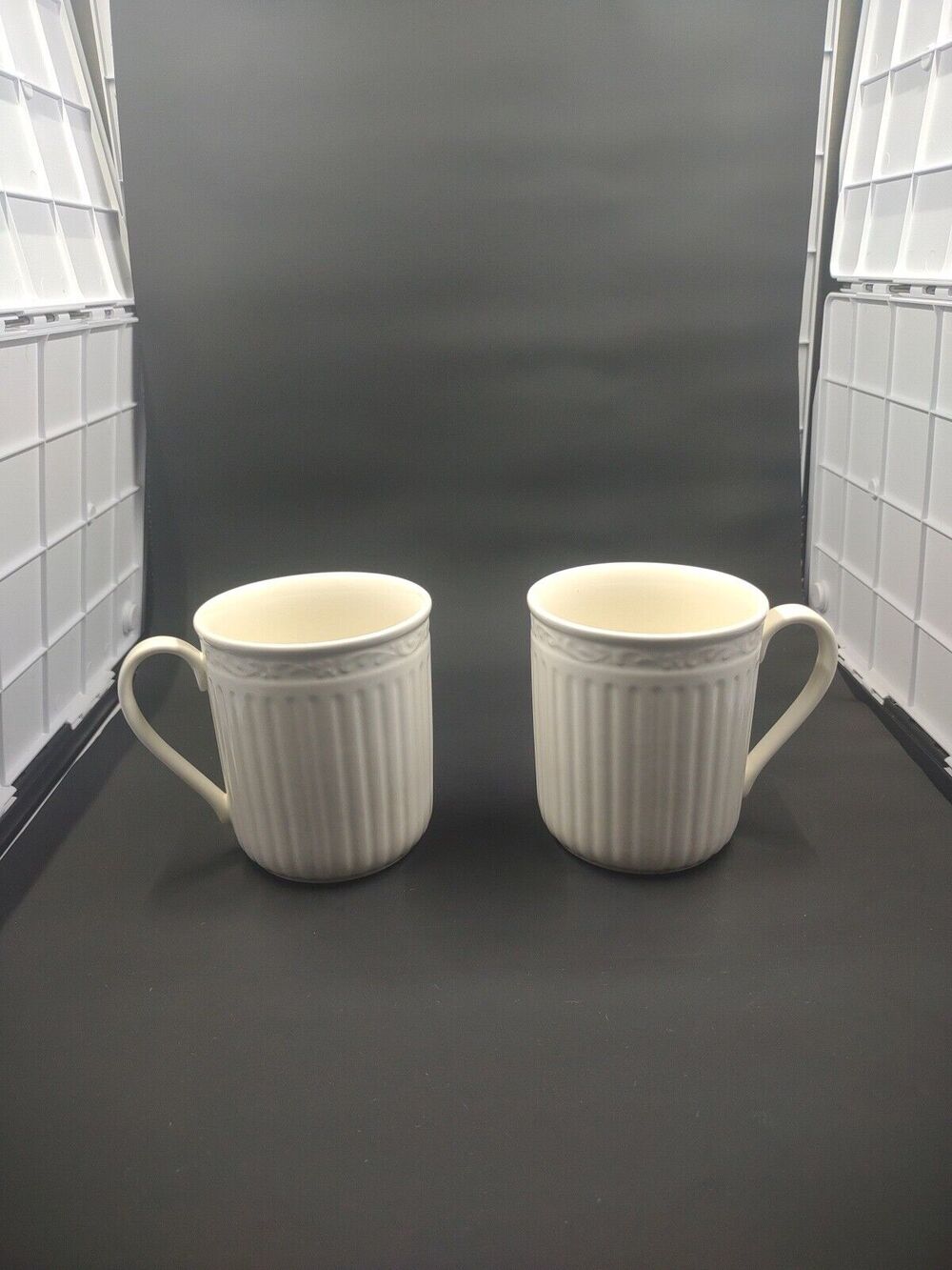 Mikasa Italian Countryside White Ribbed Stoneware Porcelain Mugs set of 2